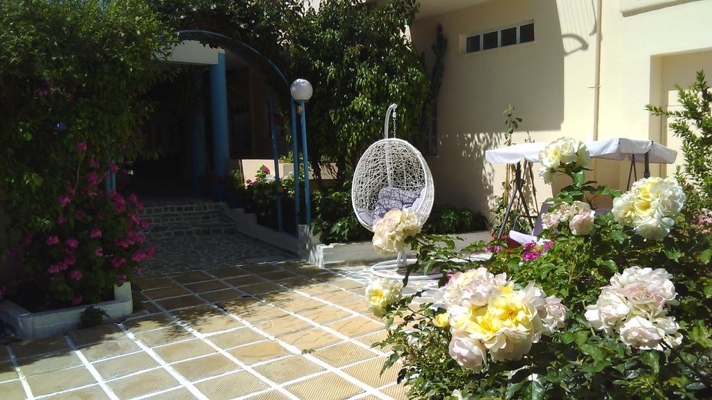 Santa Irene Aparthotel Sougia Exterior foto